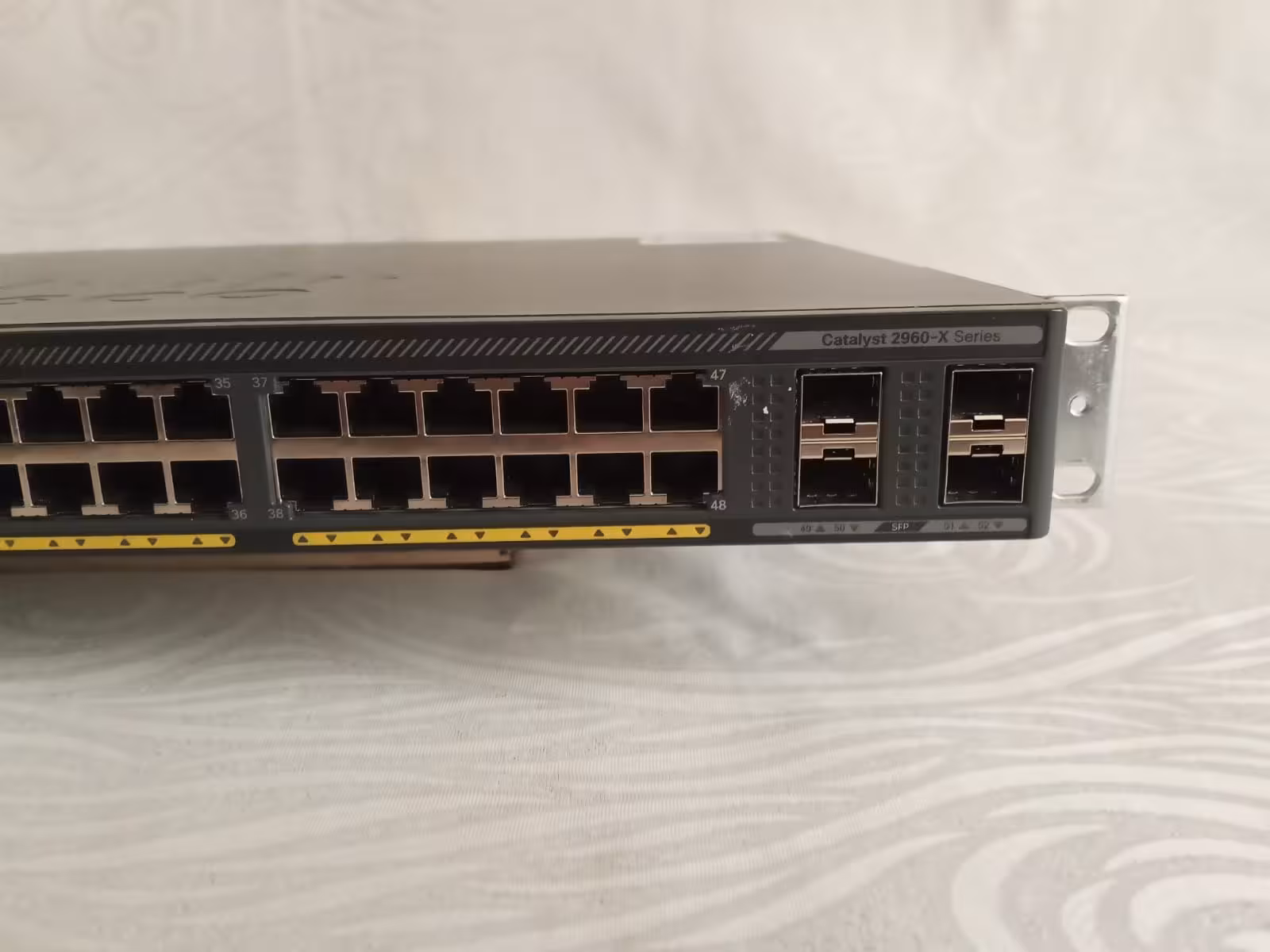 Коммутатор Cisco WS-C2960X-48FPS-L, 48 х GE, 4 x GE SFP, PoE+, L3 (3 / 6)
