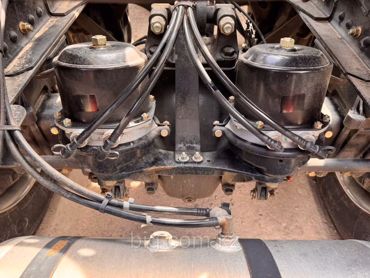 Тягач Shacman М 3000 6х4 (6 / 7)