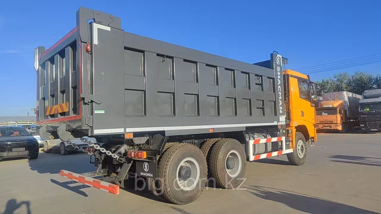 Самосвал SHACMAN X3000 6х4 (4 / 10)