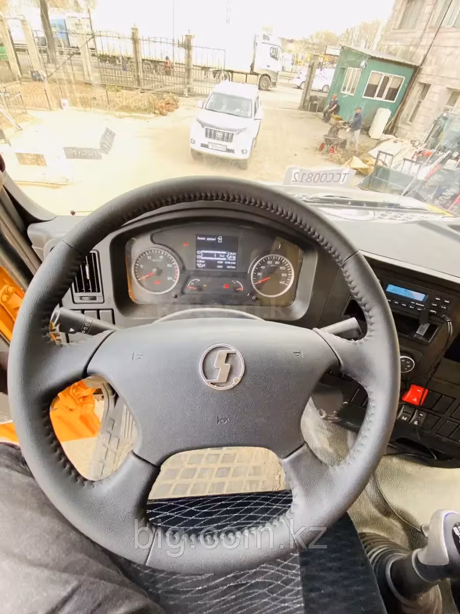 Самосвал SHACMAN X3000 6х4 (9 / 10)