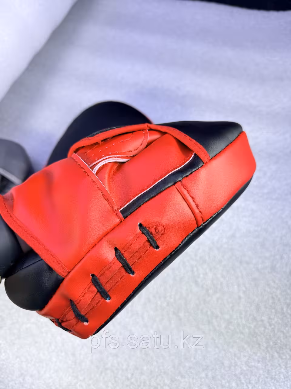 Тренерские лапы PFS Red Strike Pads боксерские лапы красно-черные ProfiFightingSport (7 / 7)