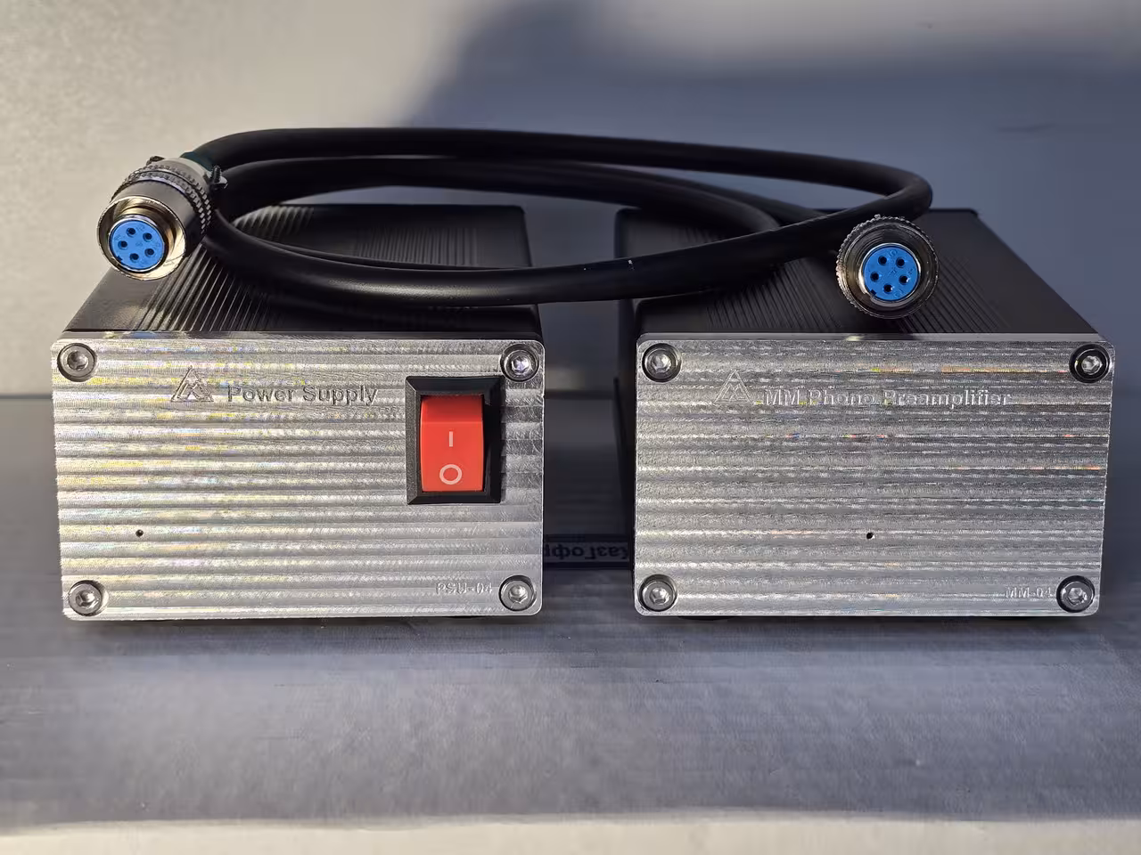 MM-фонокорректор DMA MM-04 mkIV с линейным блоком питания PSU-04 (1 / 4)