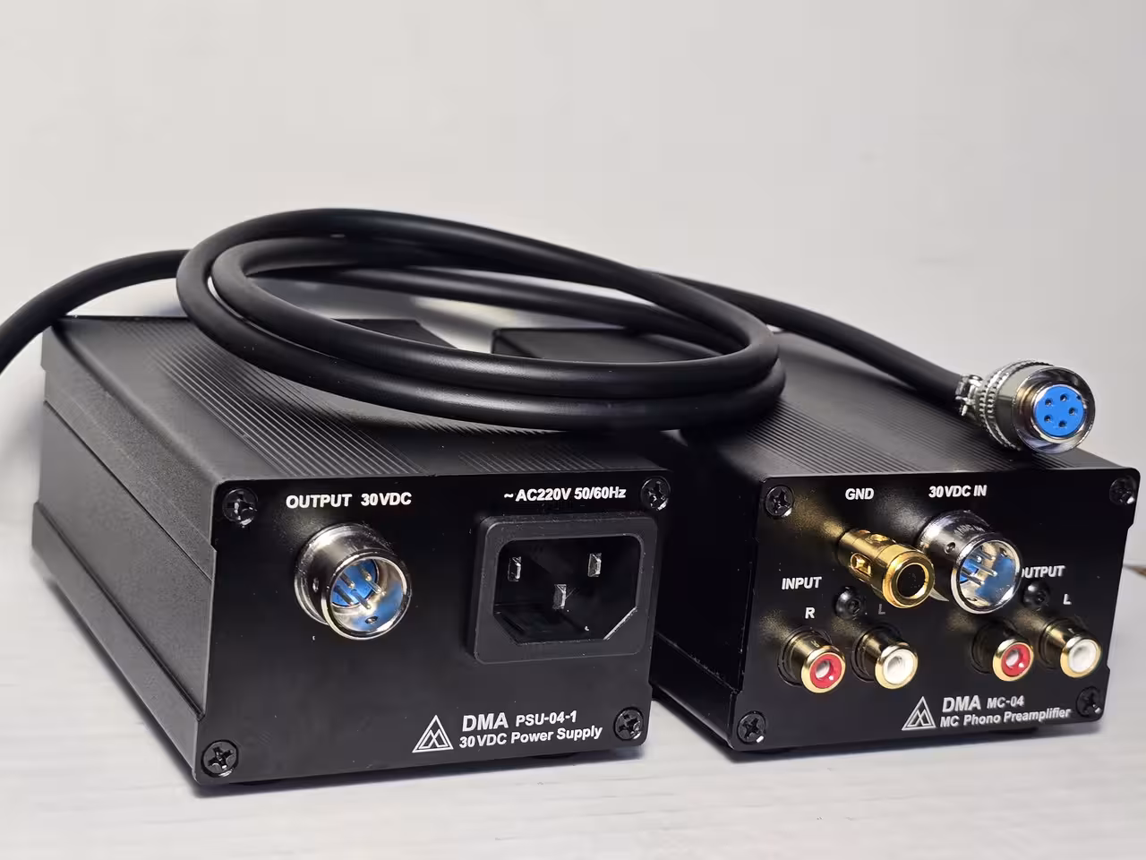 MC-фонокорректор DMA MC-04 mkII (2 / 6)