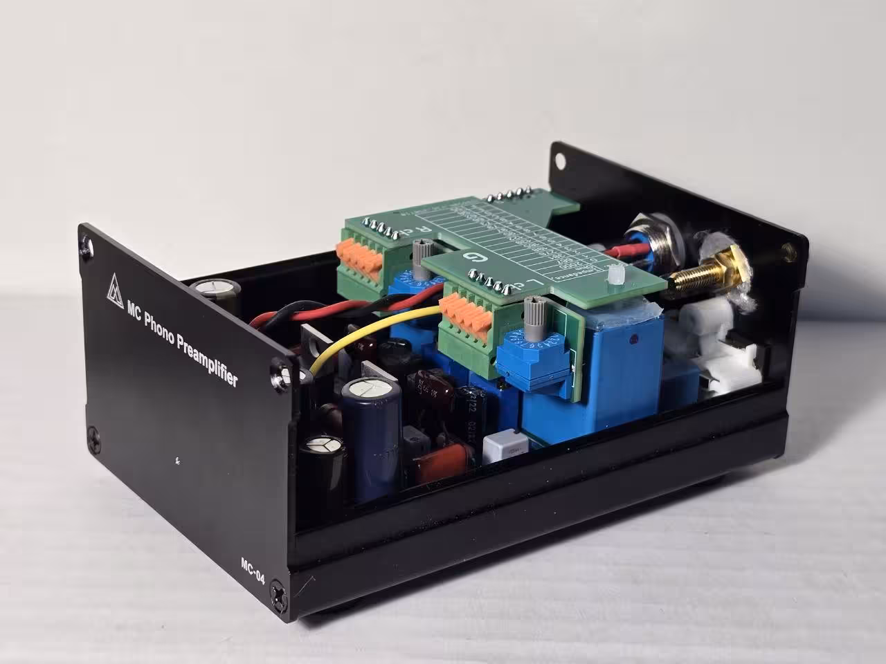 MC-фонокорректор DMA MC-04 mkII (3 / 6)