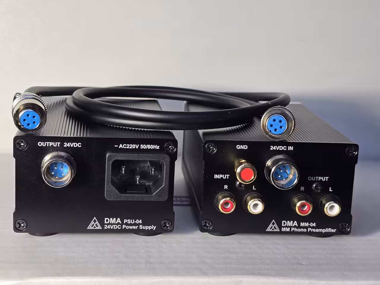 MM-фонокорректор DMA MM-04 mkIII с линейным блоком питания PSU-04 (2 / 7)