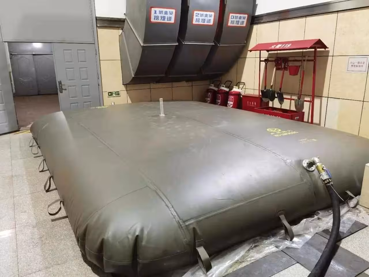 Мягкий резервуар для нефтепродуктов (1 / 1)
