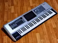 Профессиональный синтезатор ROLAND FANTOM G6