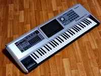 Профессиональный синтезатор ROLAND FANTOM G6