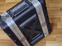 2-юнитовый рэковый кейс для радиомикрофонов или обработок