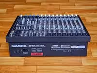 Музыкальная аппаратура PEAVEY & MACKIE & TAKSTAR