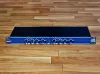 Кроссовер DBX-223XL