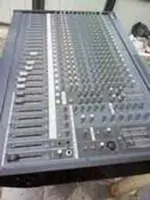 микшерский пульт..ямаха..24.4.2