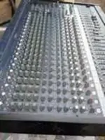 микшерский пульт..ямаха..24.4.2