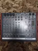 микшерский пульт Allen & Heath 10
