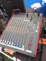 микшерский пульт Allen s heath ZED 12