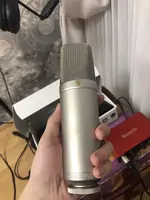 Студийный микрофон rode nt 1000 и звуковую карту Focusrite