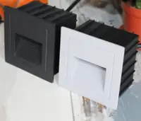 Грунтовый светодиодный светильник с угловым свечением