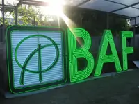 Объемные световые буквы.