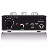 Внешняя студийная звуковая карта Behringer UM2