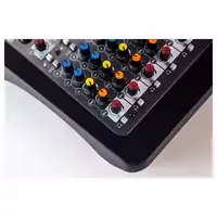 Аналоговый микшерный пульт Allen & Heath ZED6FX