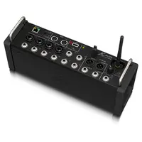 Цифровой микшерный пульт Behringer XR12
