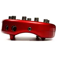 Процессор с предусилением Behringer V-AMP3