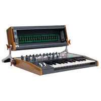 Синтезатор Arturia MiniBrute 2