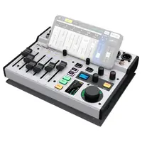 Цифровой микшерный пульт Behringer Flow 8