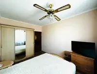 Предлагаем 2-ком квартиру в Центре-3 на 4 этаже