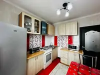 Предлагаем 3-ком квартиру в Центре-3 на 4 этаже