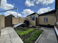 5 ком дом в р-не Жаровни. Все коммуникации центральные. Дом кирпичный