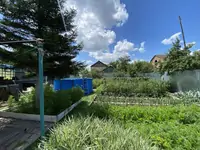 5 ком дом в р-не Жаровни. Все коммуникации центральные. Дом кирпичный