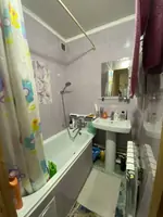 Трехкомнатная кв 48.3 кв м. Майкудук  Восток 2 Дом 13. Этаж 5 из 5.