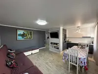 4-ком на Алиханова 37/3. Кирпичный дом. С ремонтом, мебелью и техникой