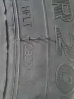 205/65R16C 107/105T Mirage