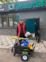 Гидропоршневой шпаклевочно-окрасочный аппарат
