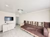 На 31-квартале предлагаем 3-комнатную квартиру на 2-этаже