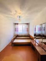 На 26-квартале предлагаем 2-комнатную квартиру на 2-этаже