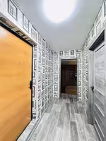 На 26-квартале предлагаем 2-комнатную квартиру на 2-этаже