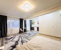 На 29-квартале предлагаем 1-комнатную квартиру на 2-этаже