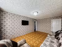 На 27-квартале предлагаем 4-комнатную квартиру на 1-этаже