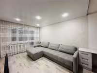 На 31-квартале предлагаем 2-комнатную квартиру на 2-этаже