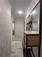 На 31-квартале предлагаем 2-комнатную квартиру на 2-этаже