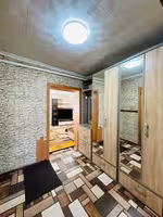 В п. Долинка предлагаем 4-комнатный дом на 1-хозяина