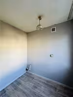 На 26-квартале предлагаем 2-комнатную квартиру на 2-этаже