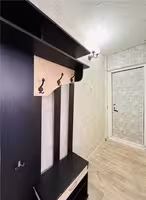 На 26-квартале предлагаем 2-комнатную квартиру на 2-этаже