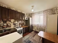 В нижнем Центр-3 предлагаем 3-комнатную квартиру на 1-этаже