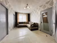 В п. Новодолинск предлагаем монолитный 2-этажный 6-комнатный дом