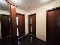 На 27-квартале предлагаем 3-комнатную квартиру на 1-этаже