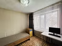 На 26-квартале предлагаем 4-комнатную квартиру на 2-этаже